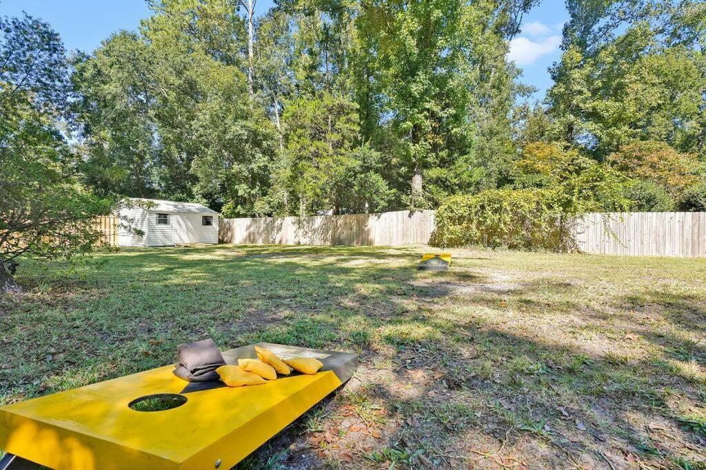 Middle Sound Hideaway~Beaches, Shopping, Families Villa Wilmington Exterior photo