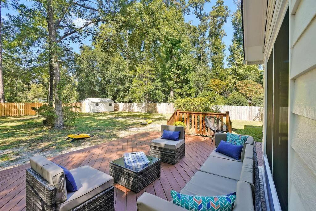 Middle Sound Hideaway~Beaches, Shopping, Families Villa Wilmington Exterior photo